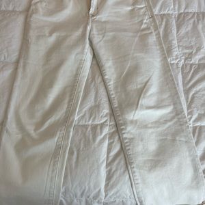 Kensie “The Slim” white jeans size 8/29